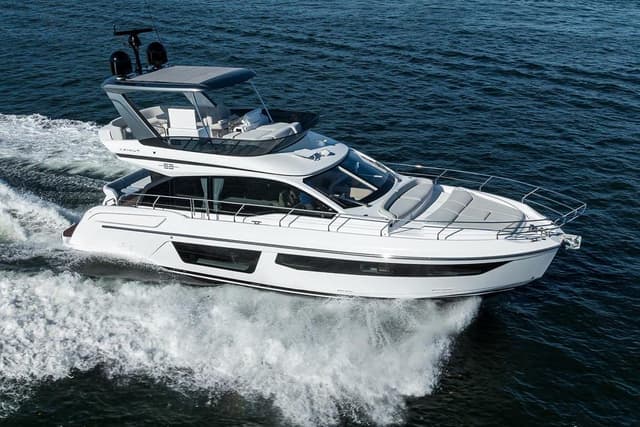Azimut 53 Fly
